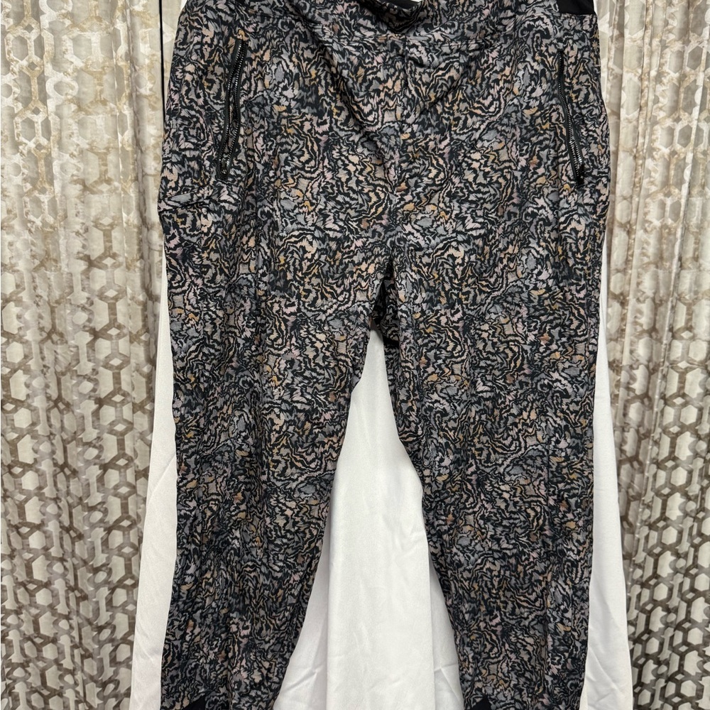 Athleta Abstract Patterned Pants